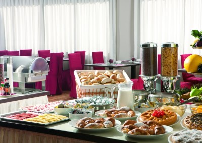 Hotel Delfino breakfast-Venice Mistre